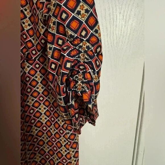 Feathers by Tolani Womens Tunic Top Multi XS 3/4 Sleeve Tassel Tie Neck - Picture 4 of 7